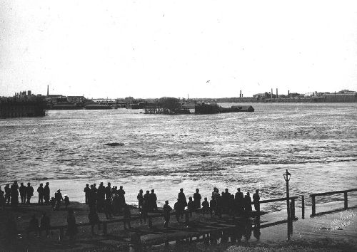 У Дорогомиловского моста, 1908